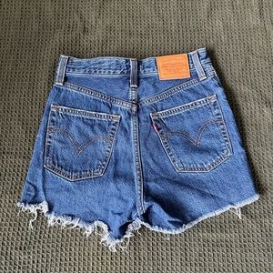 Levi’s denim shorts